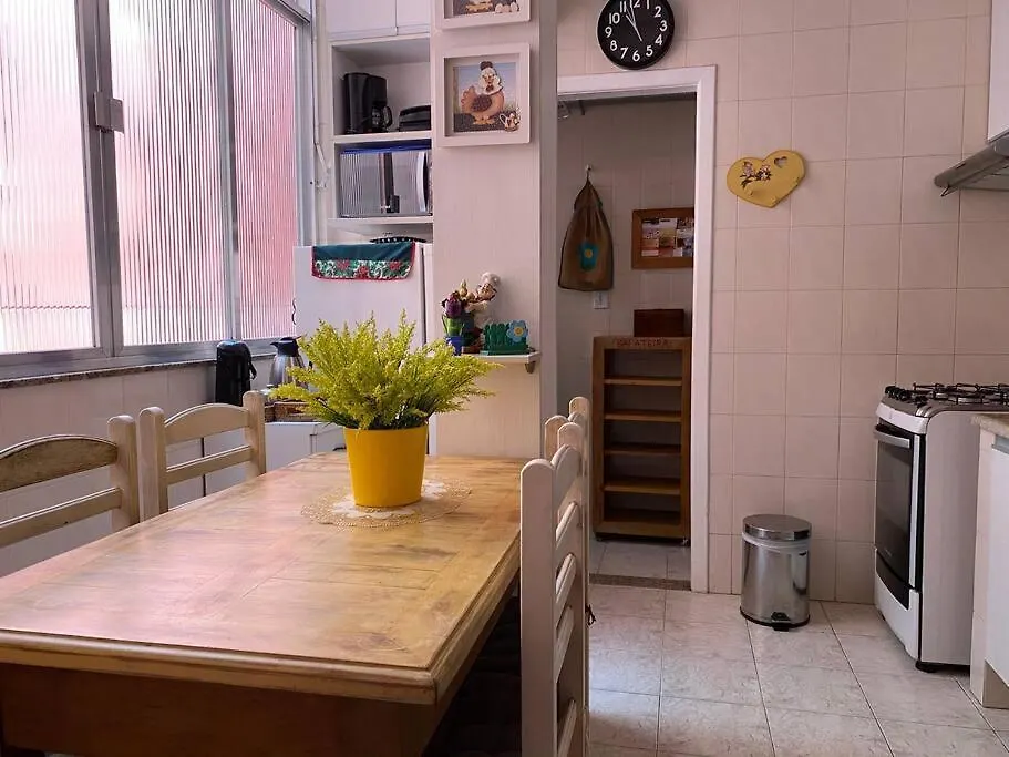 Charmoso apartamento na av. Atlântica, Copacabana-1